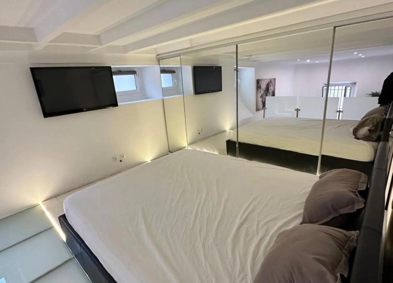 Apartment Loft Vieille Ville Cannes Proximite Plage Et Palais Des Festivals